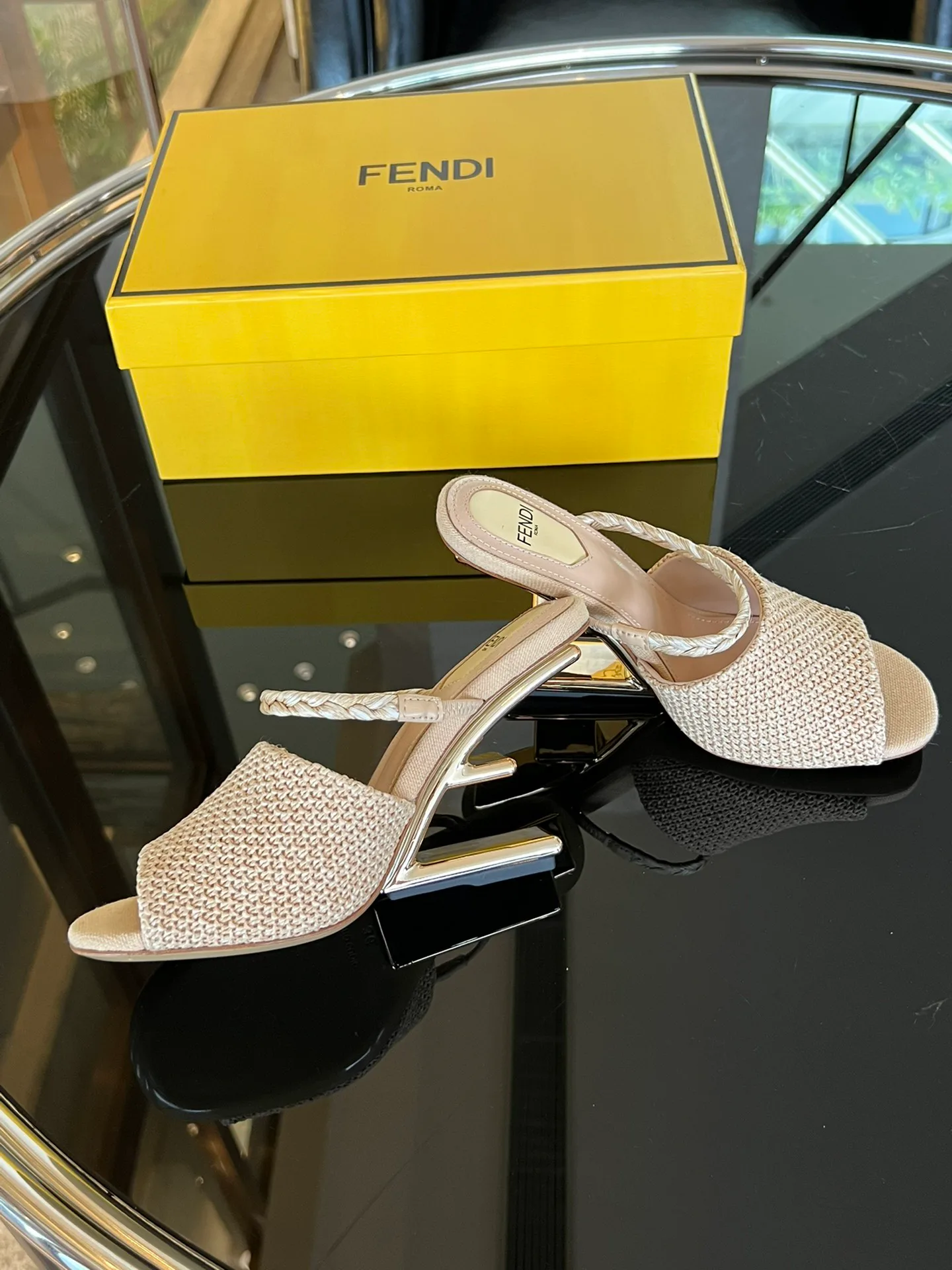 Босоножки Женские Fendi 11387
