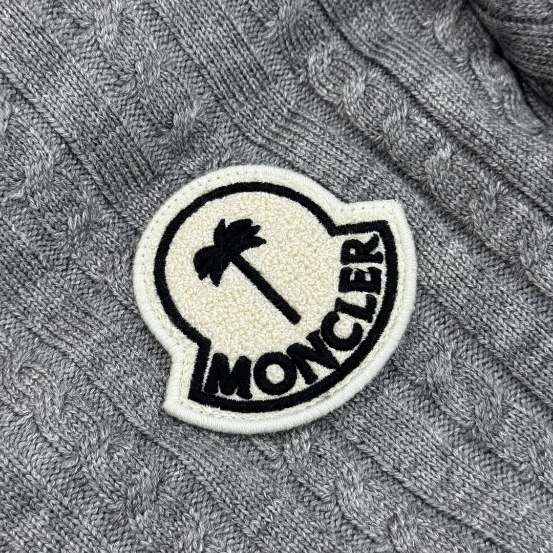 Куртки И Пуховики Женские Moncler 18001964