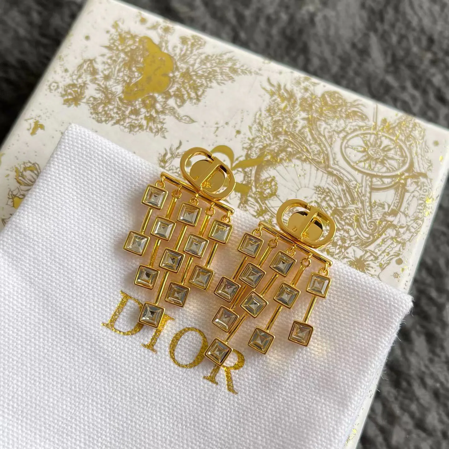 Бижутерия Christian Dior 11420421