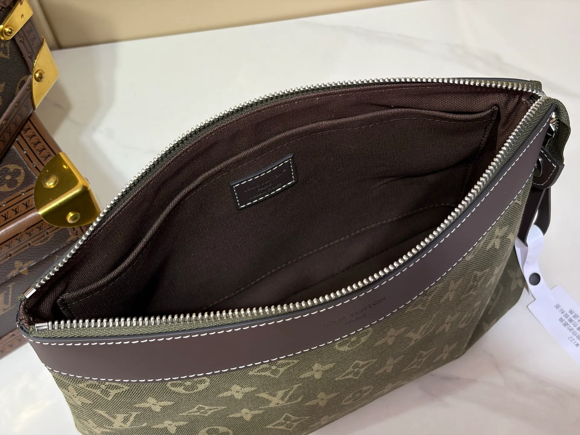 Клатчи Женские Louis Vuitton 18955835
