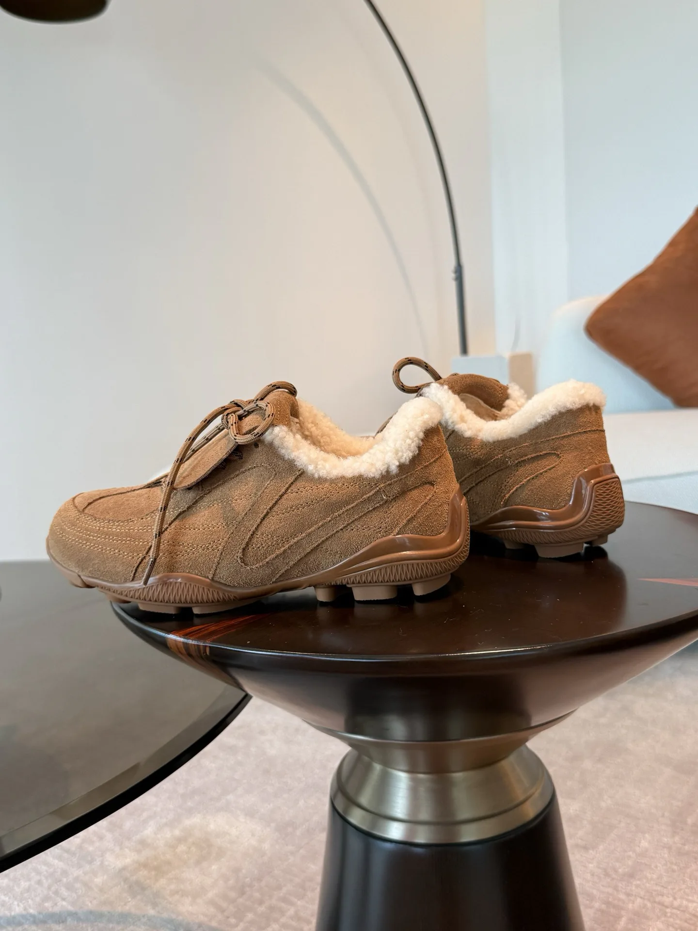 Кроссовки Женские Ugg 19705083