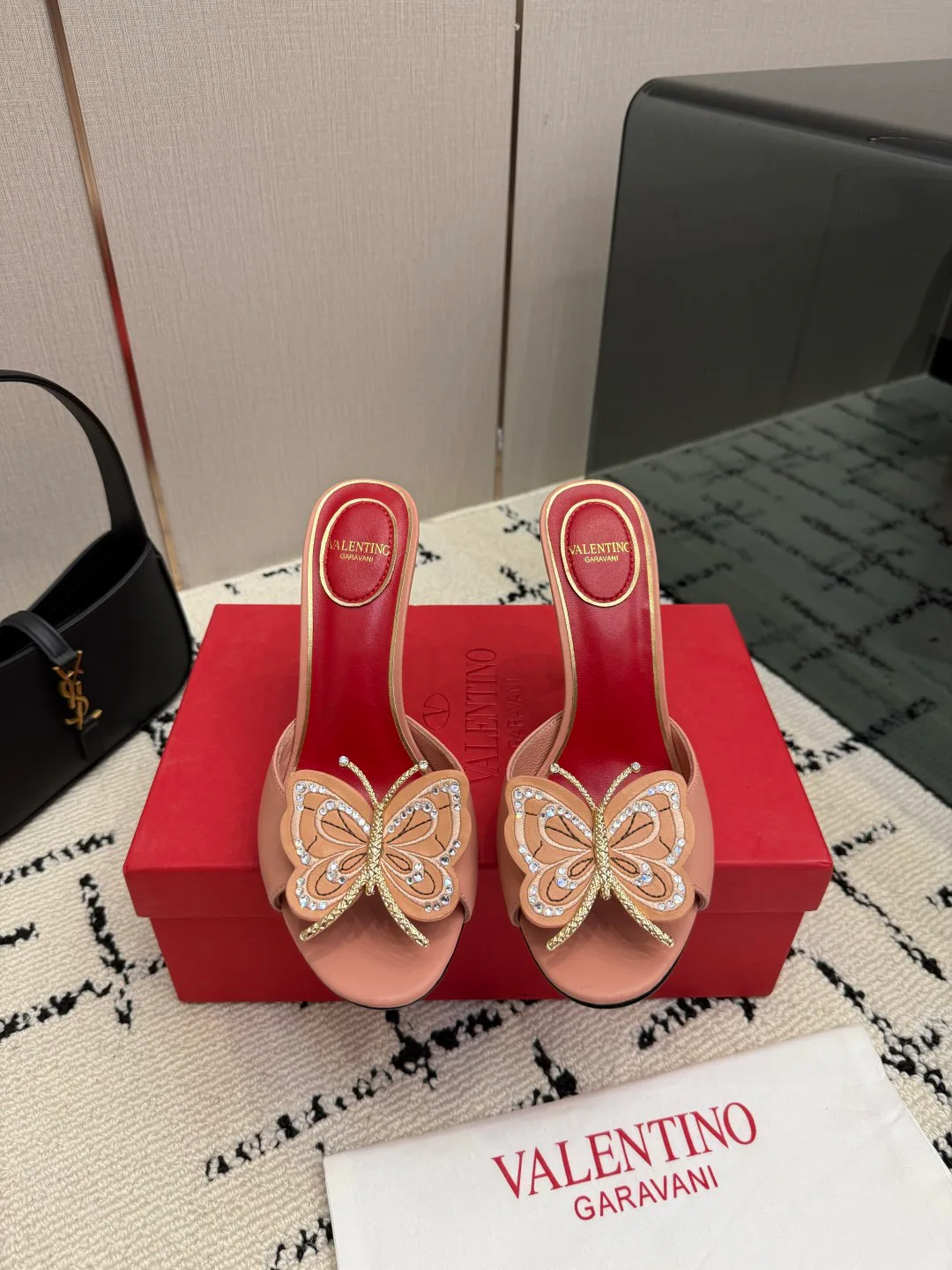 Босоножки Женские Valentino 18049034