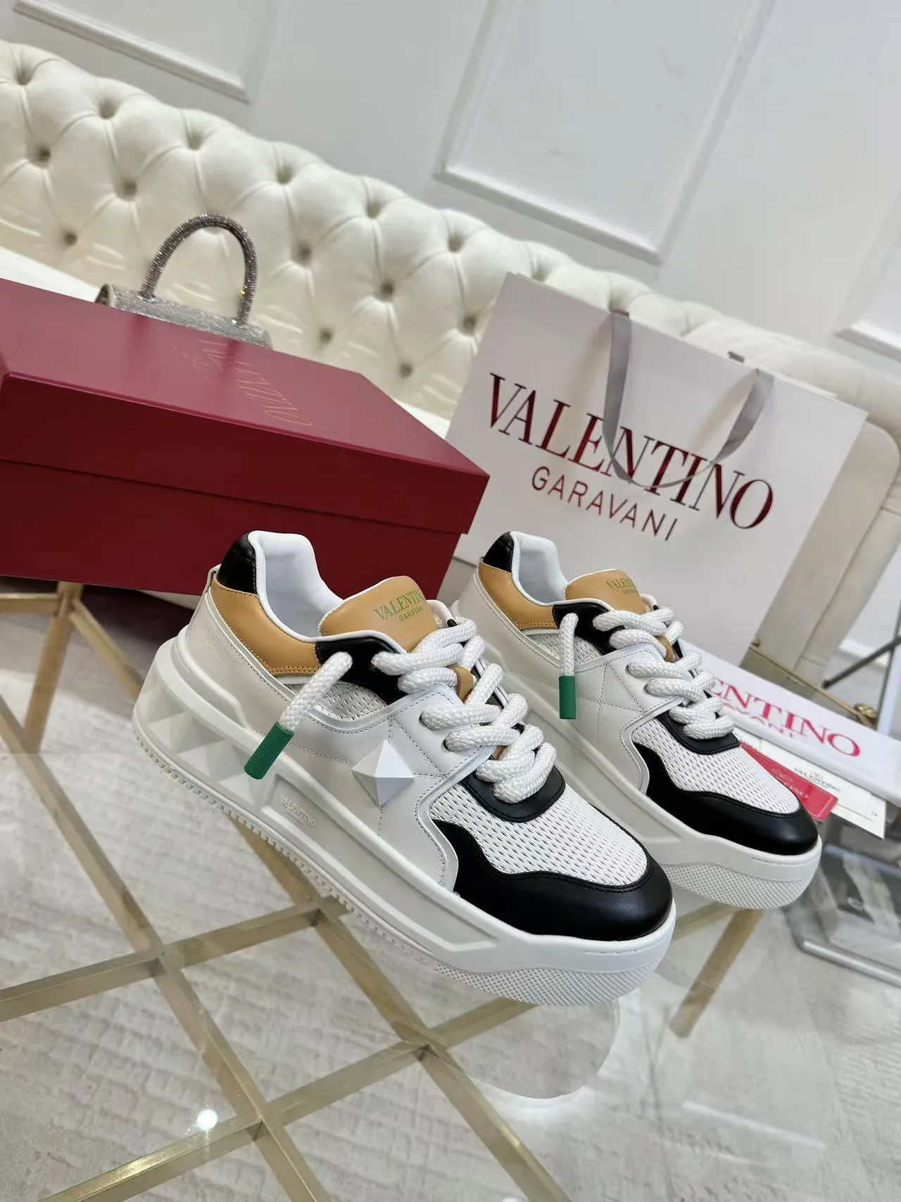 Кроссовки Женские Valentino 236129