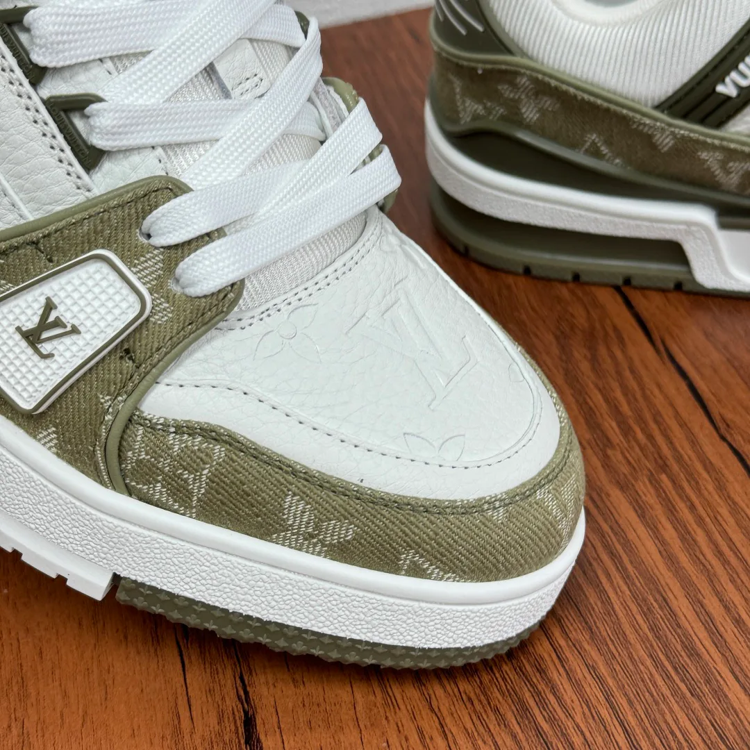 Кроссовки Мужские Louis Vuitton 5892076