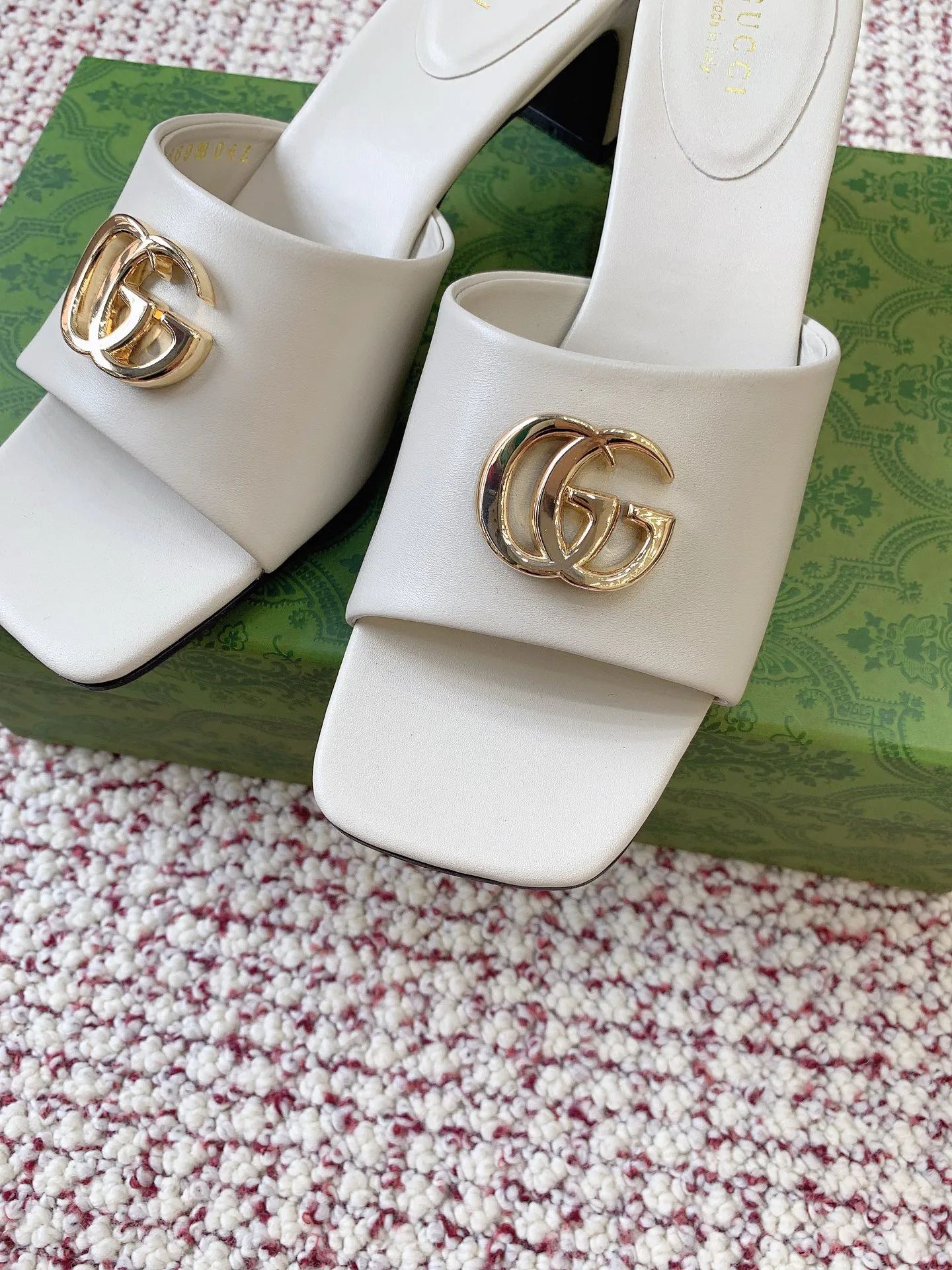 Босоножки Женские Gucci 13438268