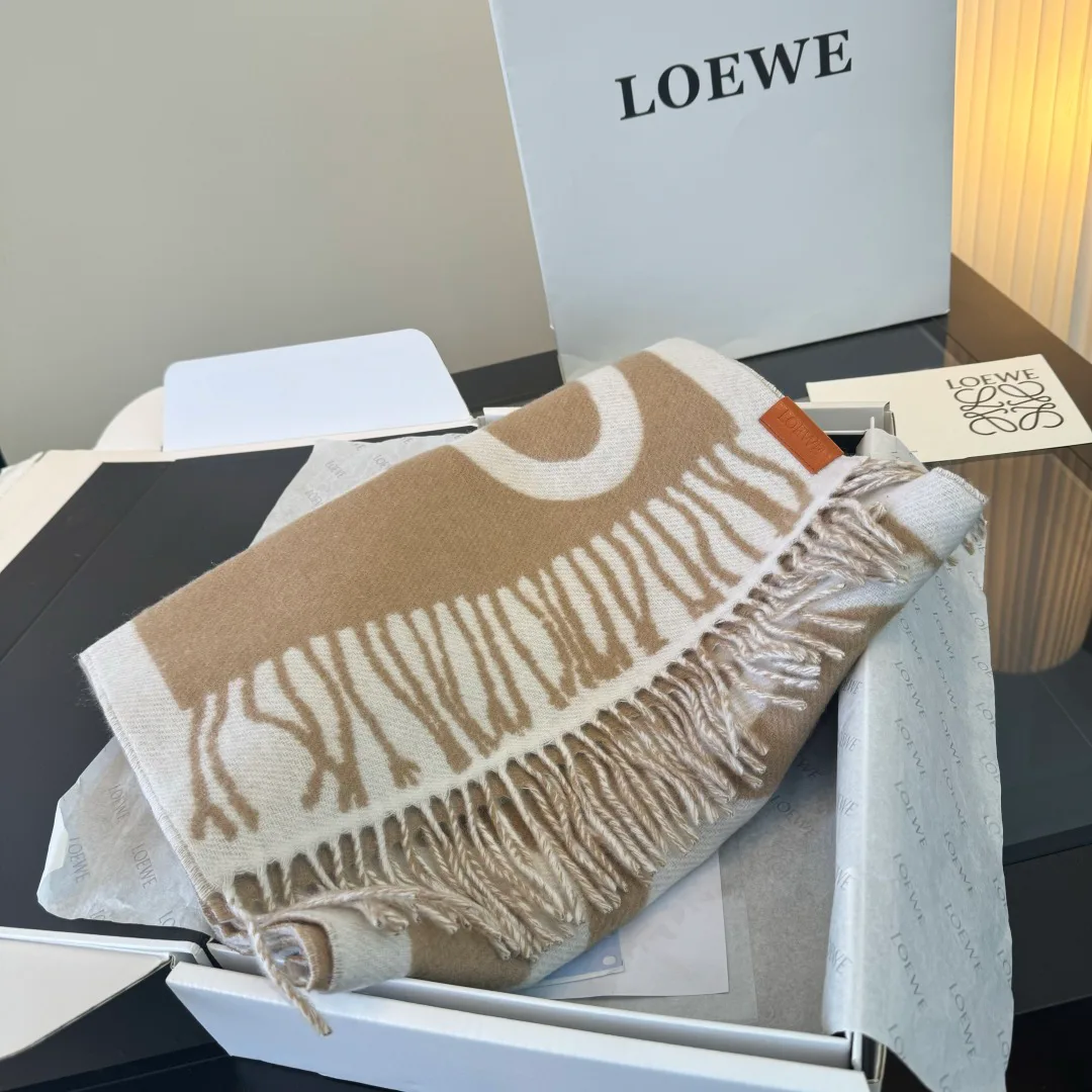 Шарфы Loewe 18627297