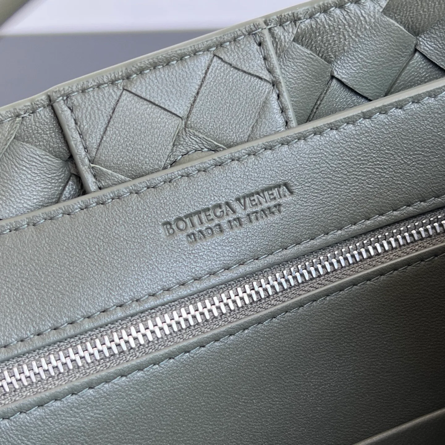 Классические Сумки Женские Bottega Veneta 3143507