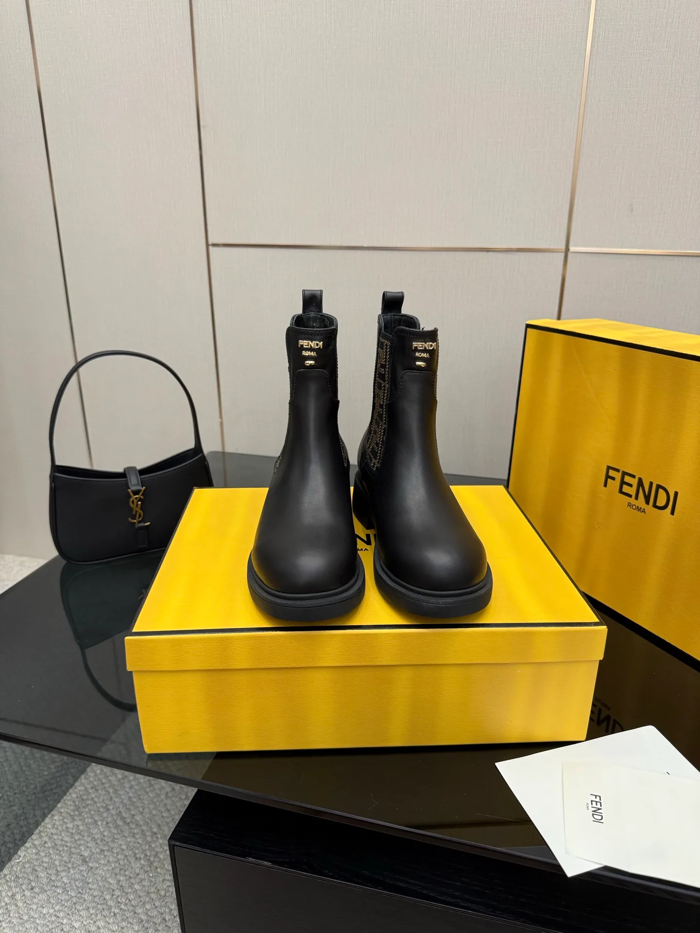 Ботинки Женские Fendi 192356