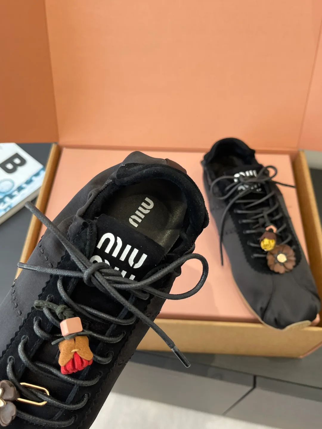 Кроссовки Женские Miu Miu 11165475