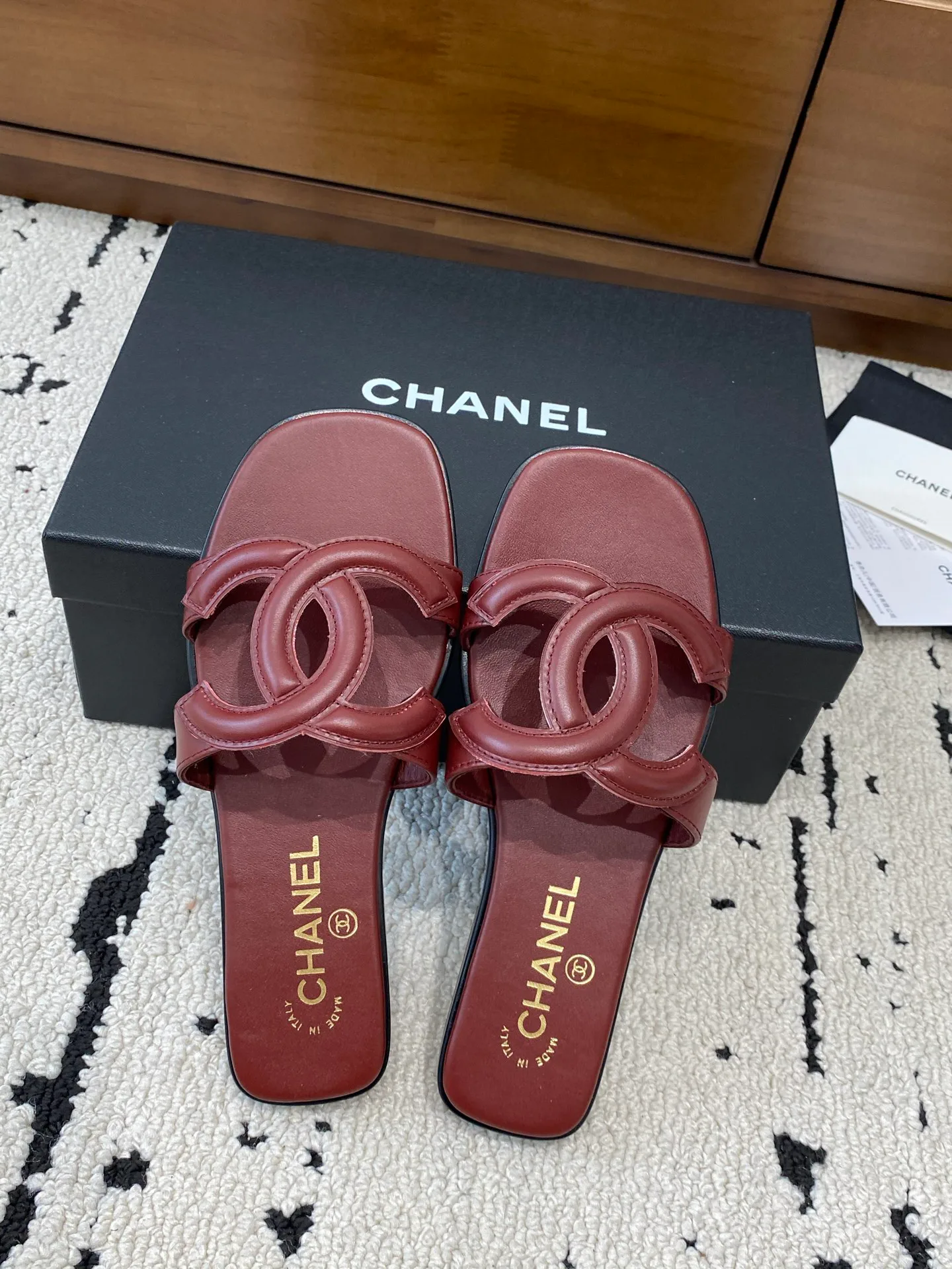 Шлепанцы Женские Chanel 13321046