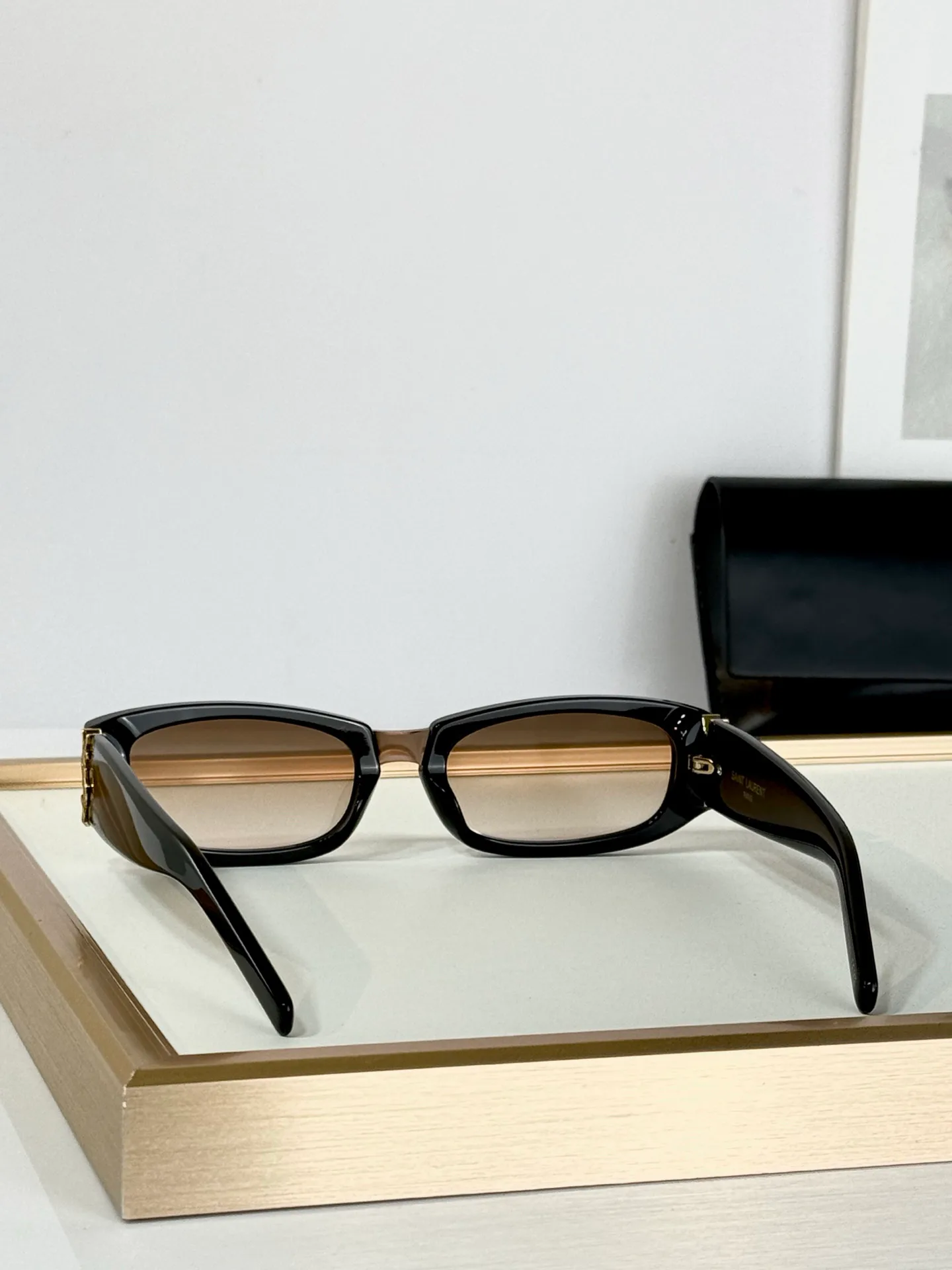 Очки Saint Laurent 18246217