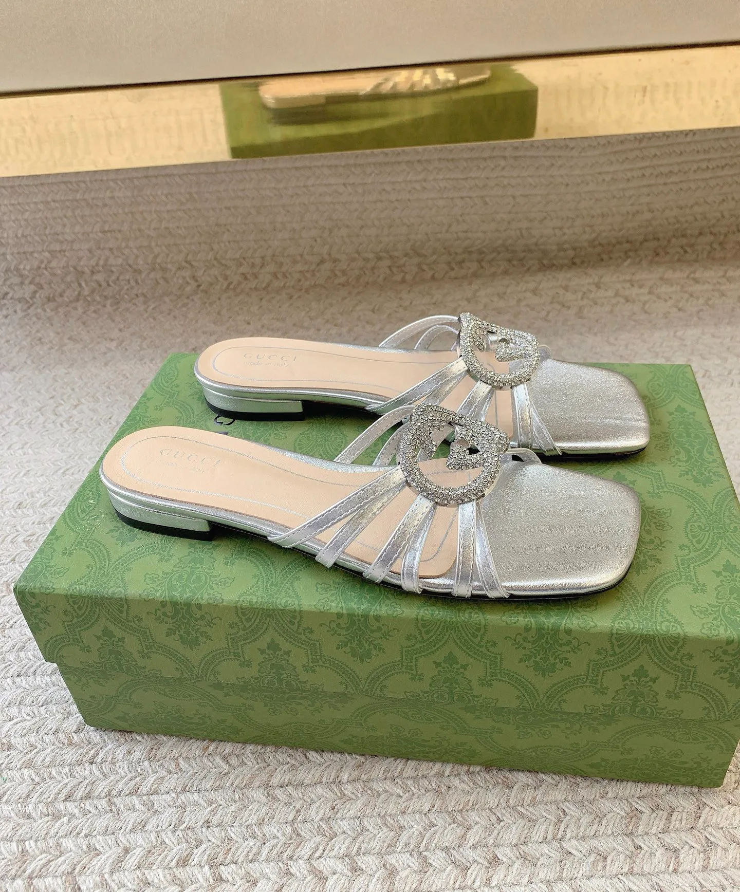 Шлепанцы Женские Gucci 950768