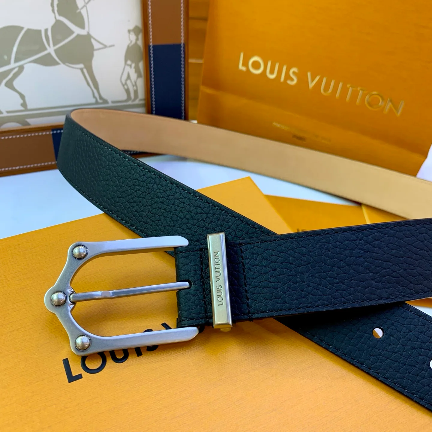 Ремни Louis Vuitton 17638917