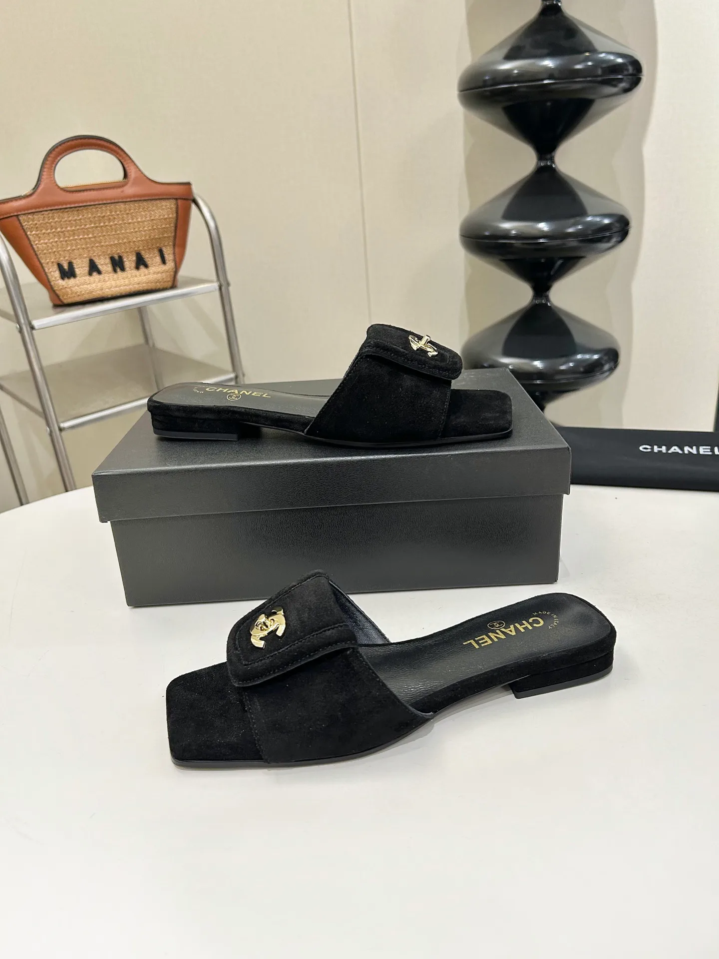 Шлепанцы Женские Chanel 13077797