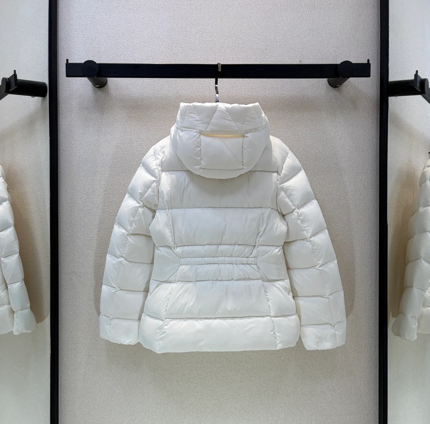 Куртки И Пуховики Женские Moncler 19335006