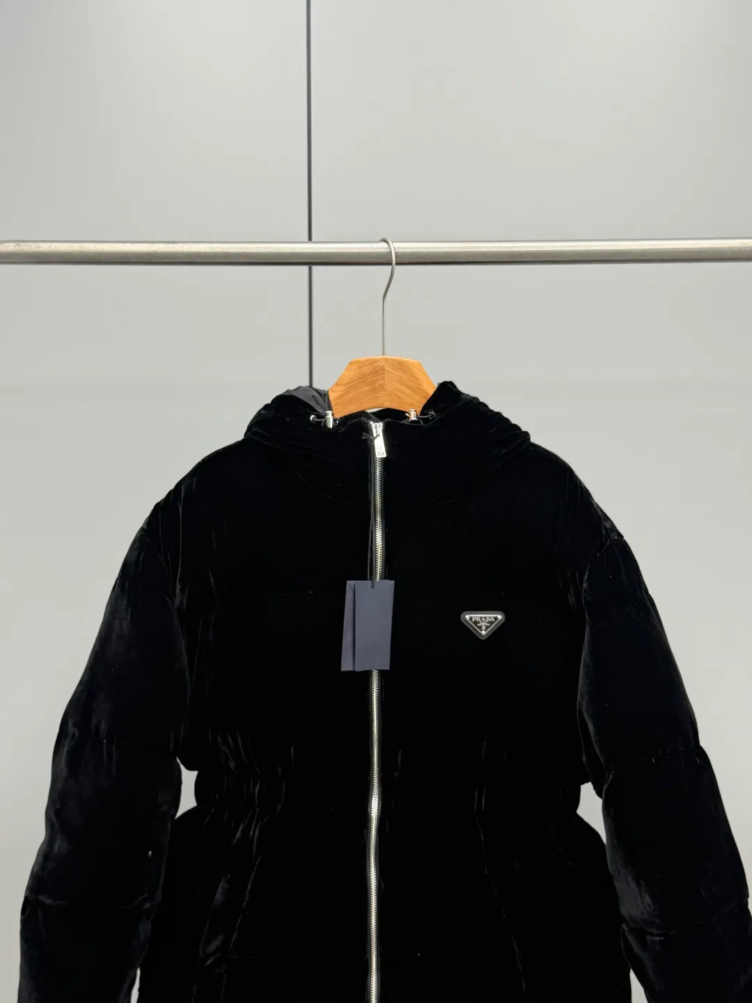 Куртки И Пуховики Женские Prada 18111149