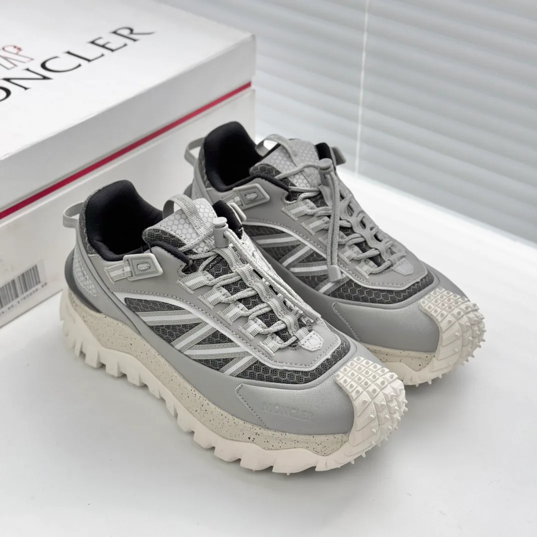 Кроссовки Женские Moncler 5279363
