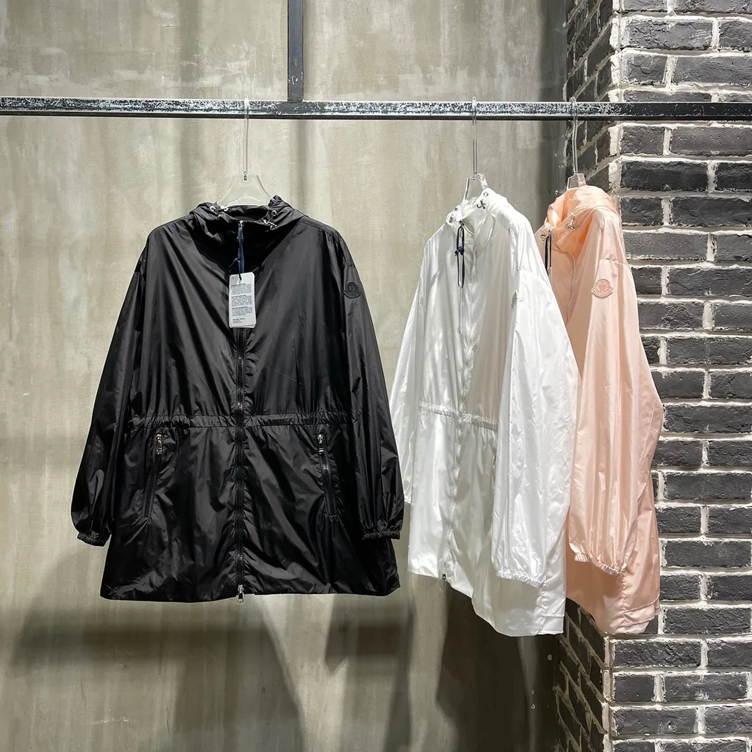 Куртки И Пуховики Женские Moncler 9735510