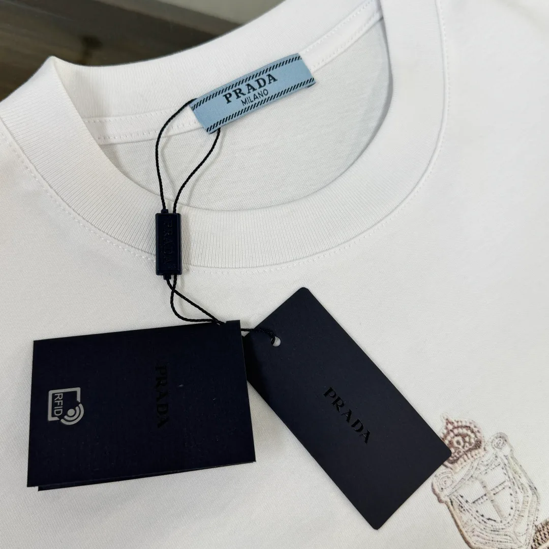 Футболки Женские Prada 10201275