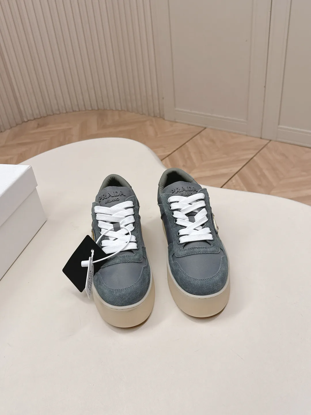 Кроссовки Женские Prada 11594931