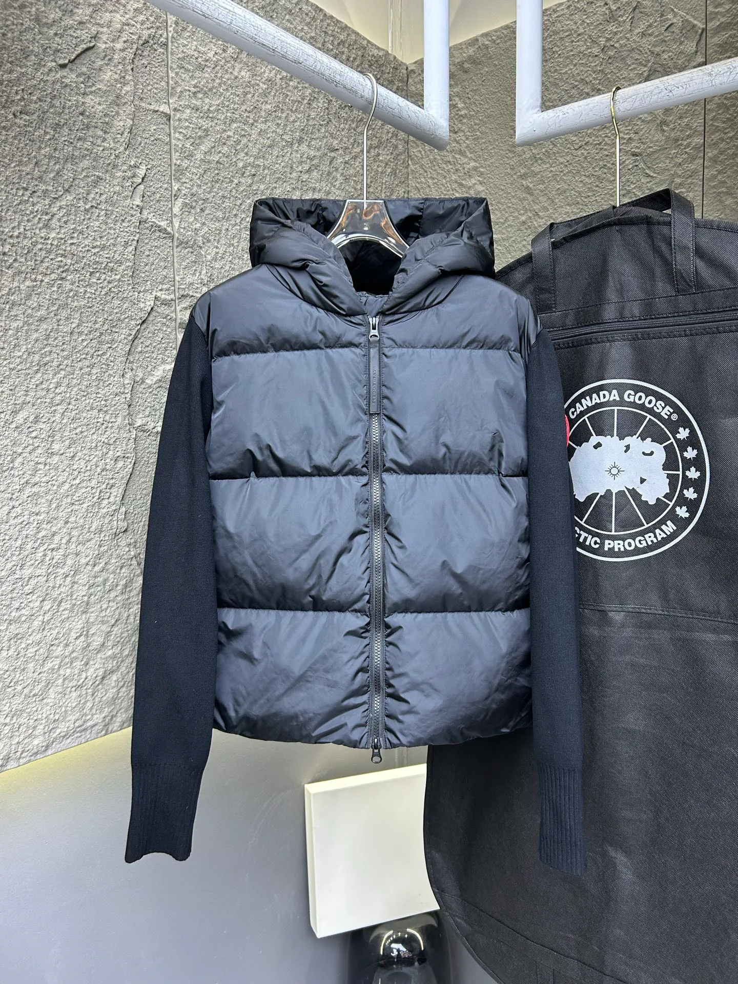 Куртки И Пуховики Женские Canada Goose 18994003