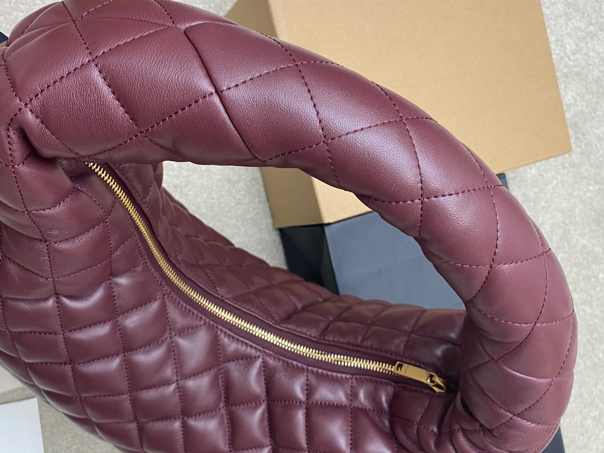 Классические Сумки Женские Saint Laurent 1923478