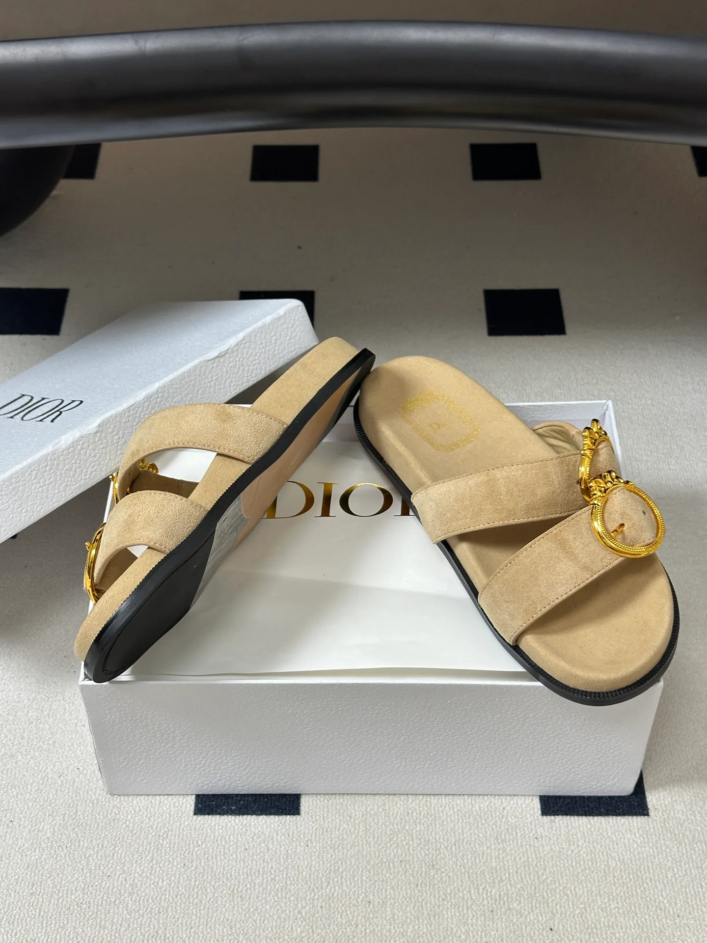 Шлепанцы Женские Christian Dior 18262096