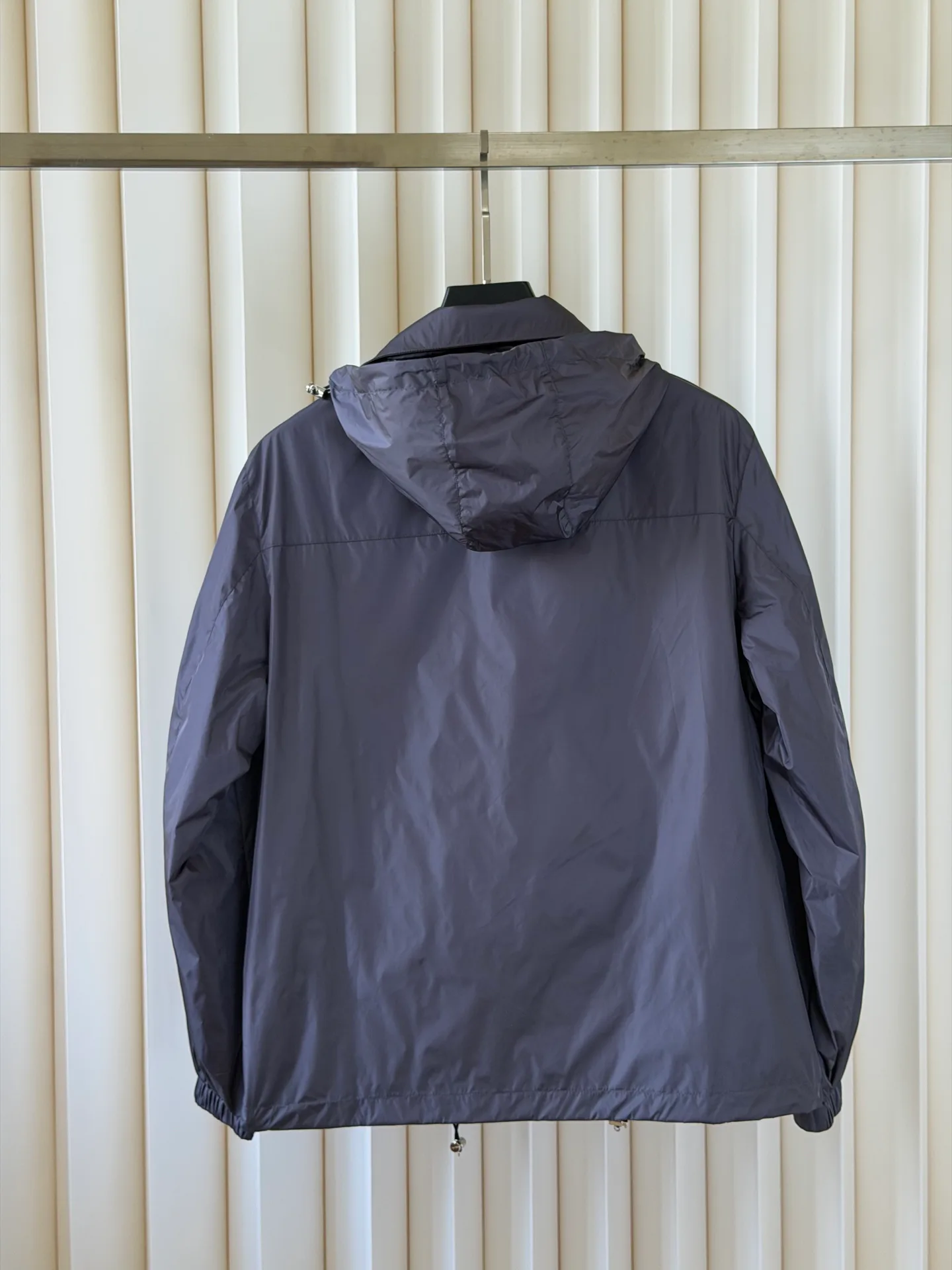 Куртки И Пуховики Женские Prada 17949793