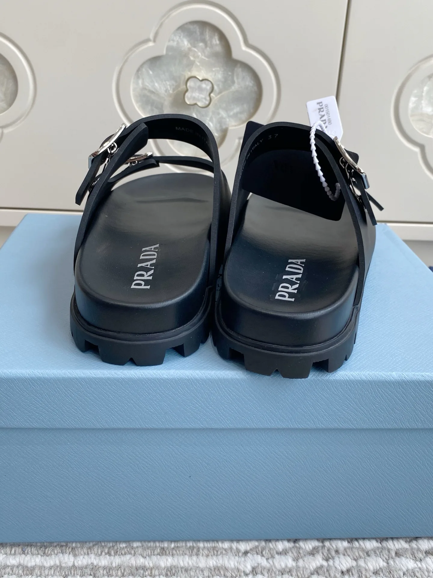 Сандалии Женские Prada 13268619