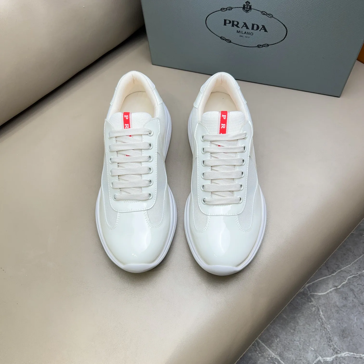 Кроссовки Женские Prada 17636254