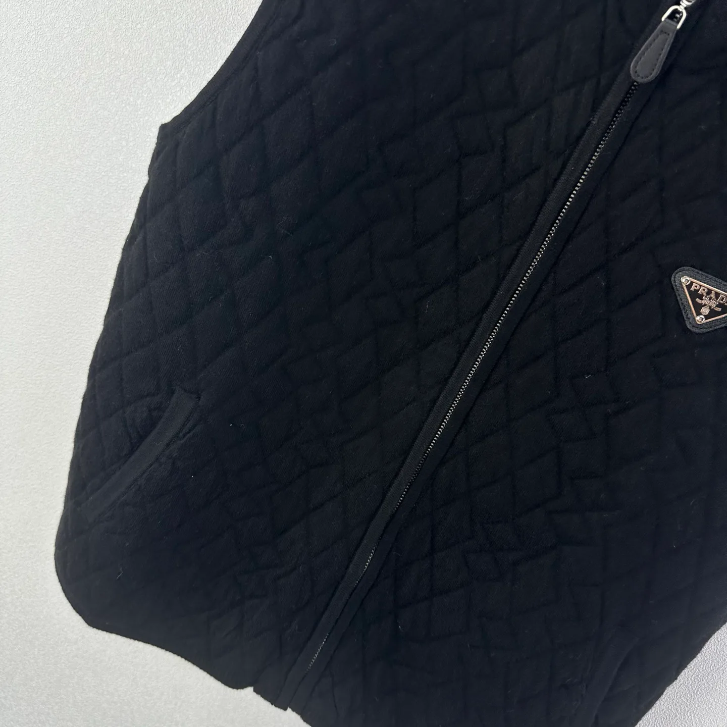 Жилеты Женские Prada 18615995