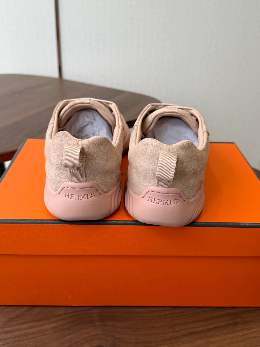 Кроссовки Женские Hermes 17128304