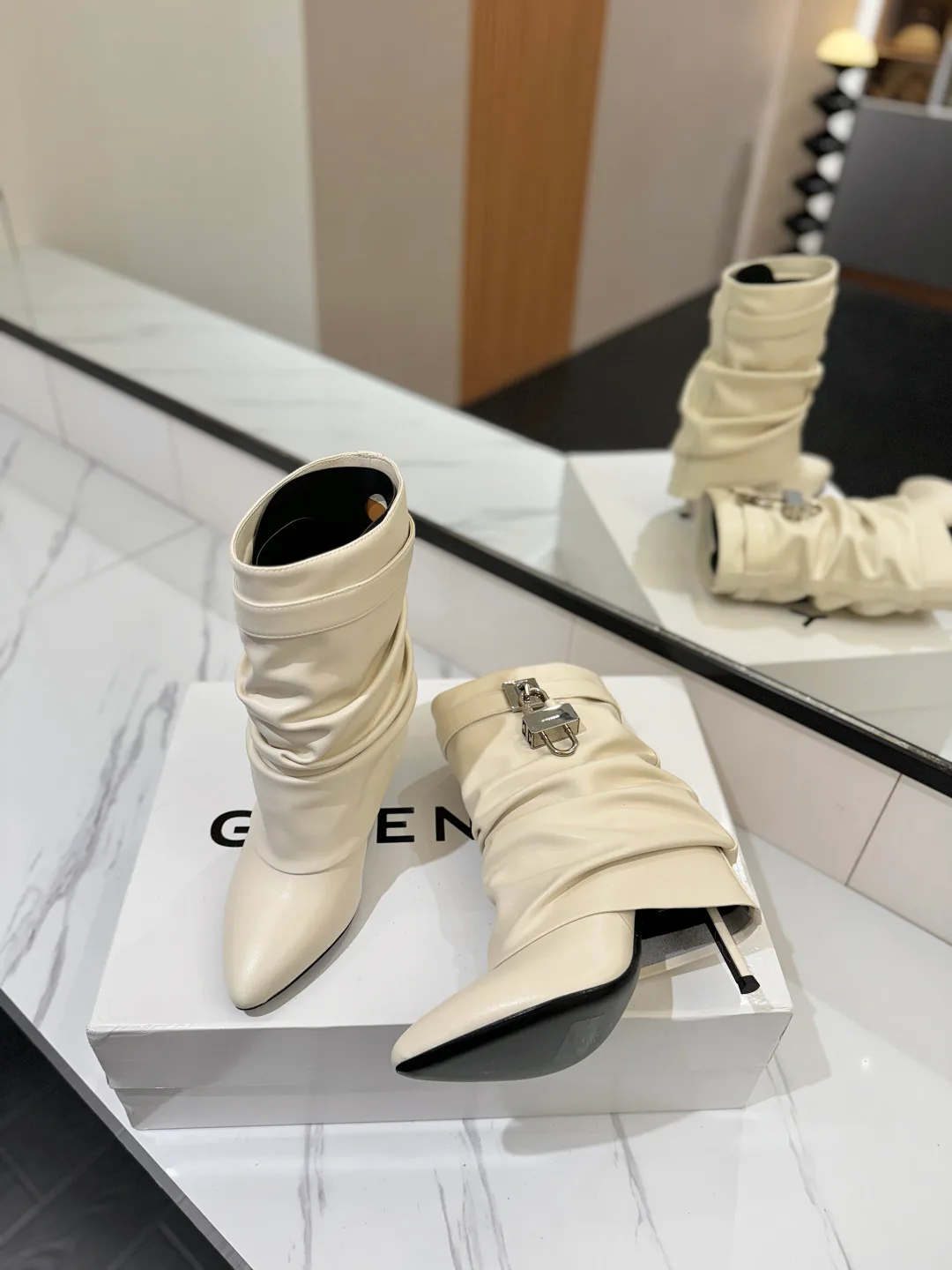 Ботильоны Женские Givenchy 401172