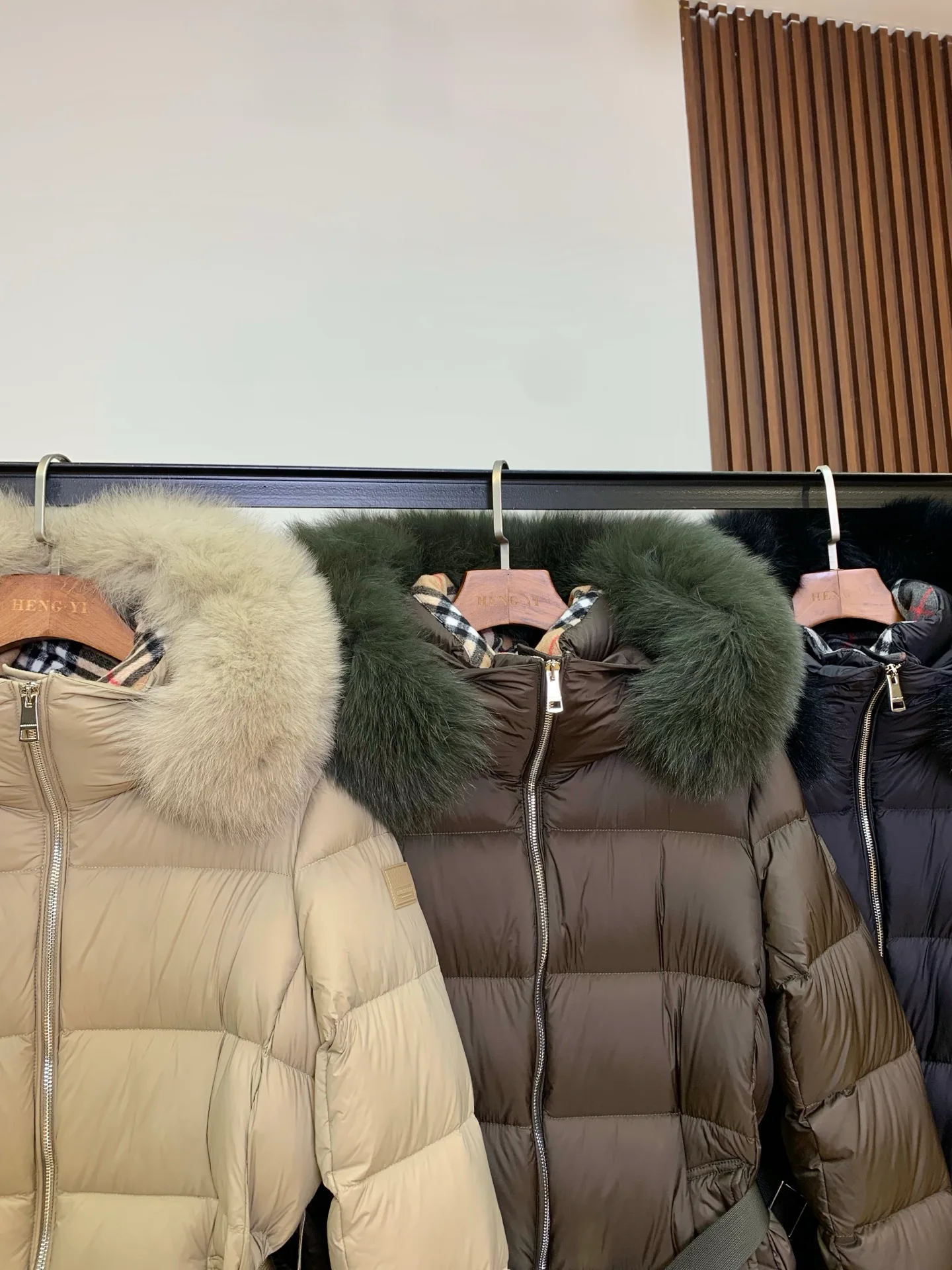 Куртки И Пуховики Женские Burberry 18741867