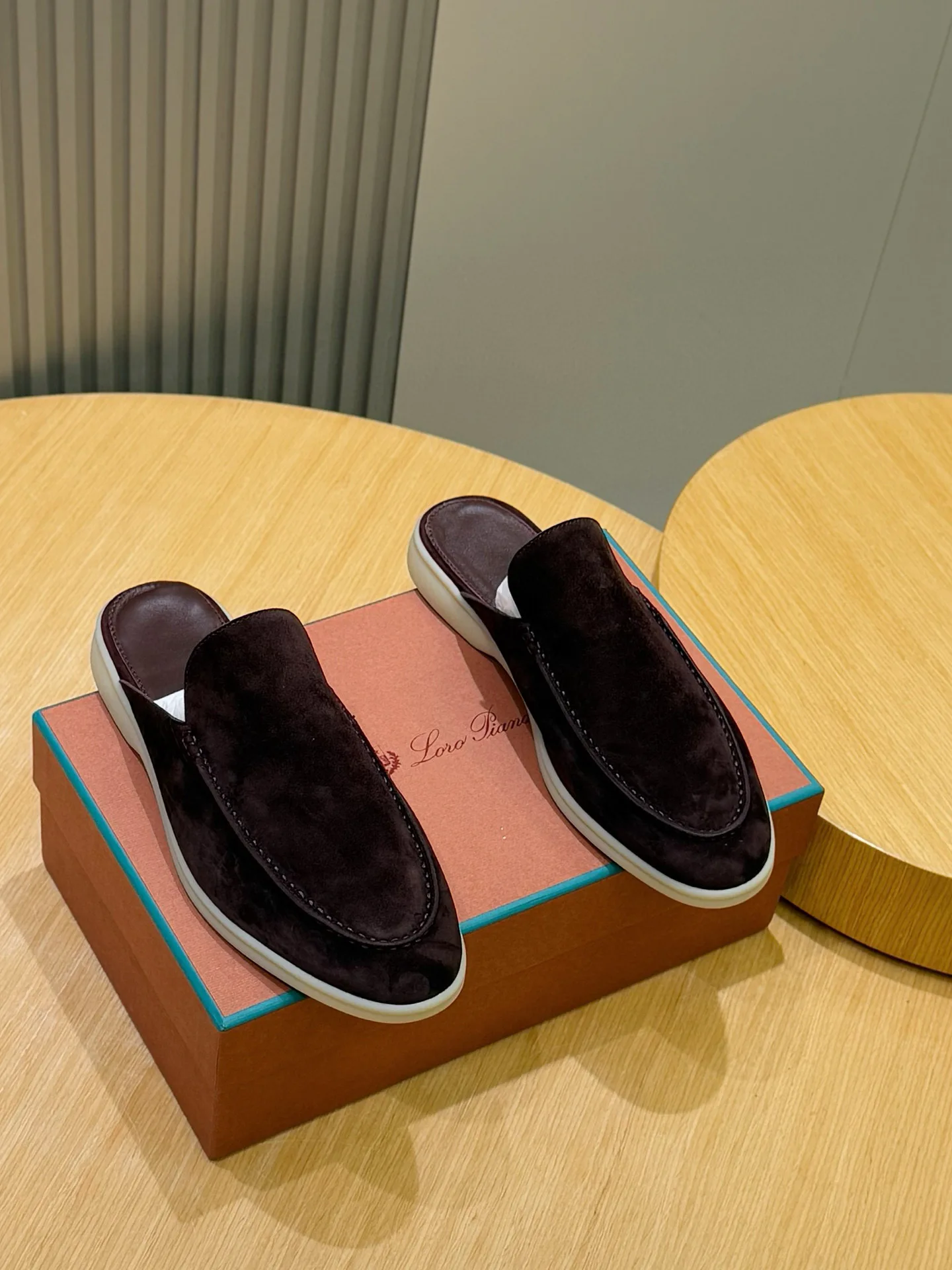 Туфли Женские Loro Piana 13314037