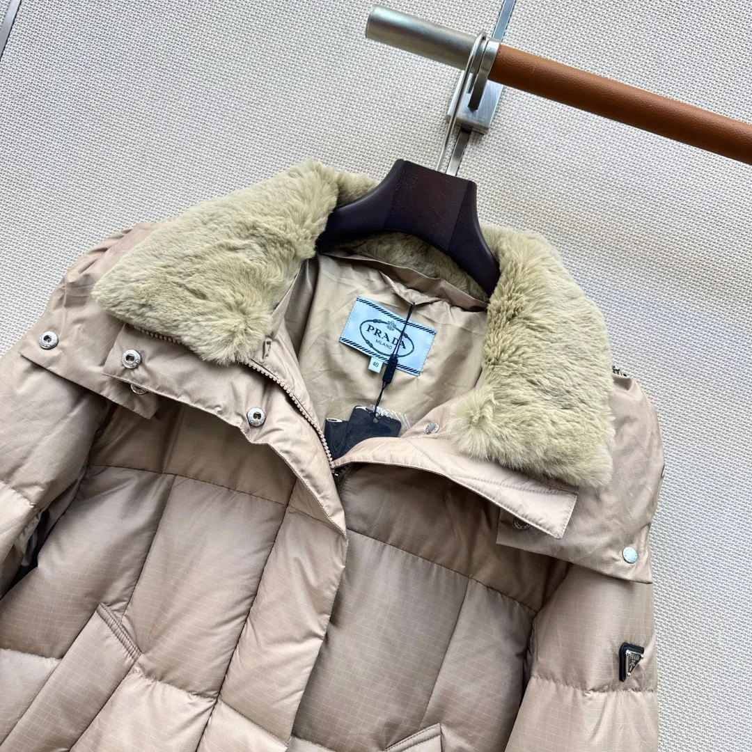 Куртки И Пуховики Женские Prada 18094553