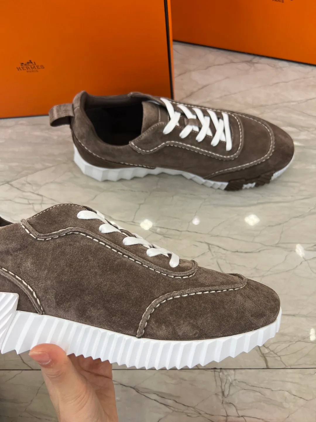 Кроссовки Женские Hermes 18679650