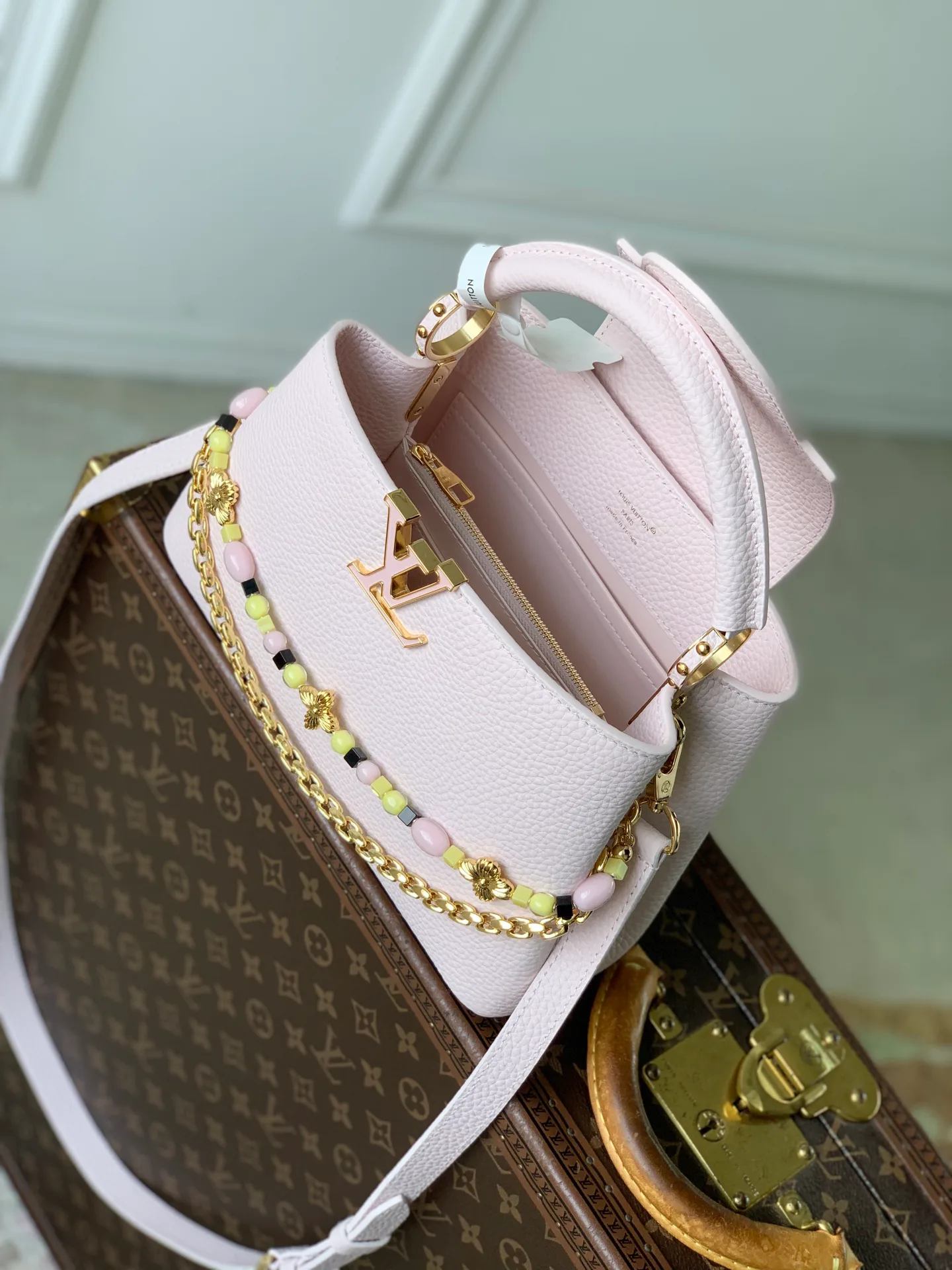 Классические Сумки Женские Louis Vuitton 18147529