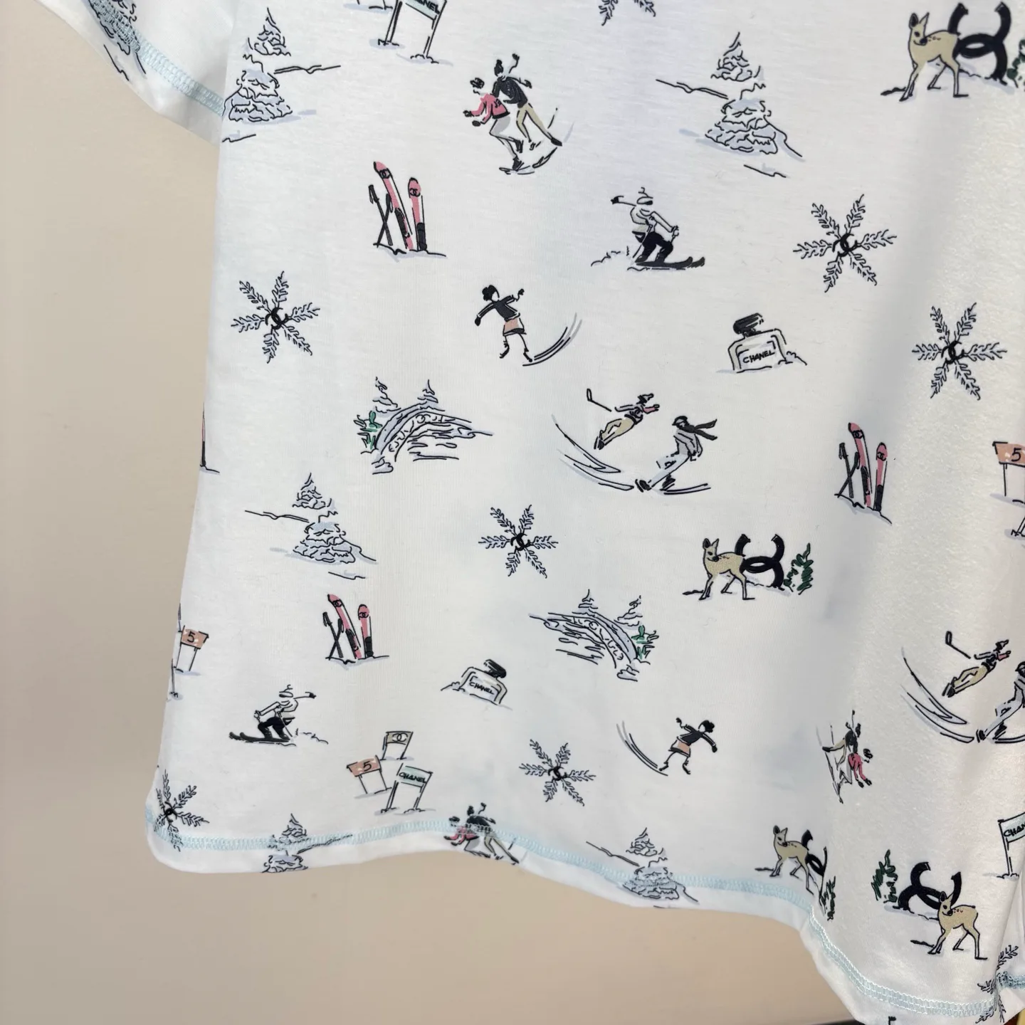 Футболки Женские Chanel 3361923