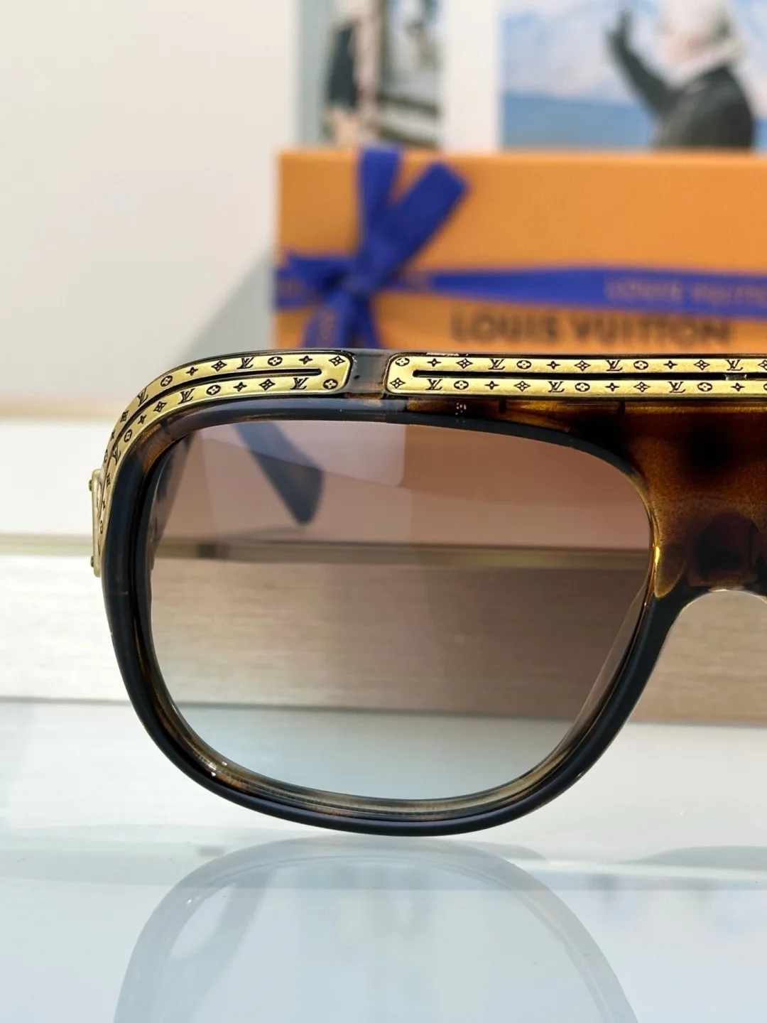 Очки Louis Vuitton 18295137