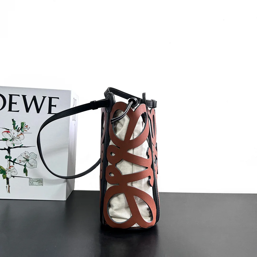 Классические Сумки Женские Loewe 12669082