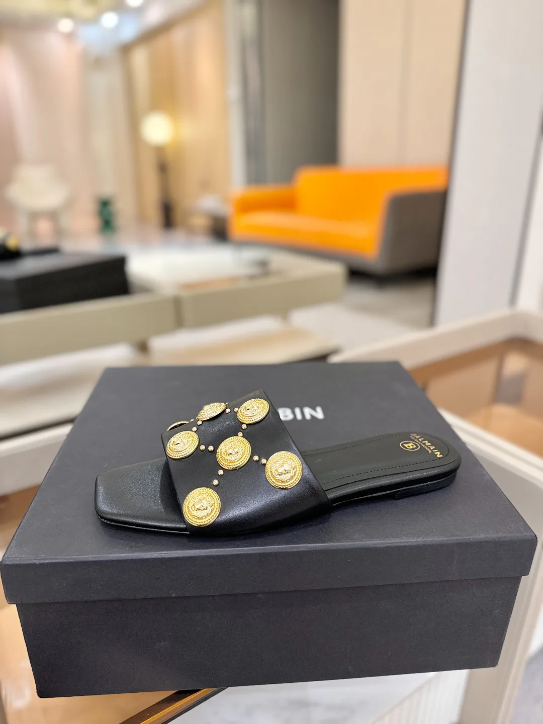 Шлепанцы Женские Balmain 841025