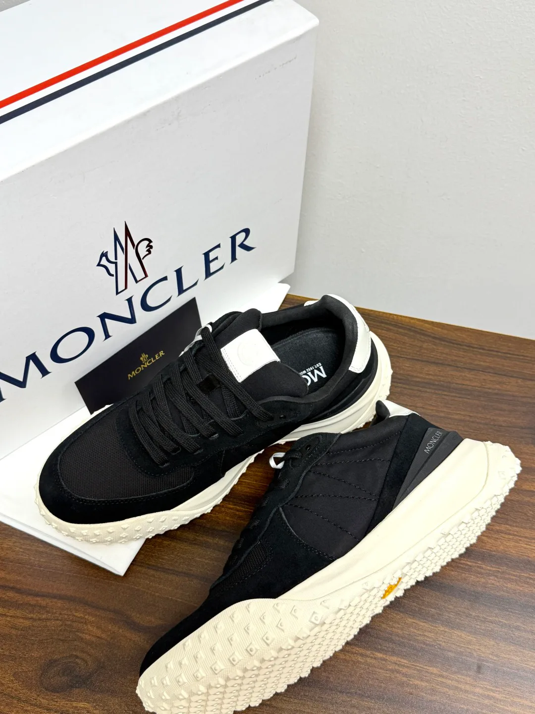 Кроссовки Мужские Moncler 19258368