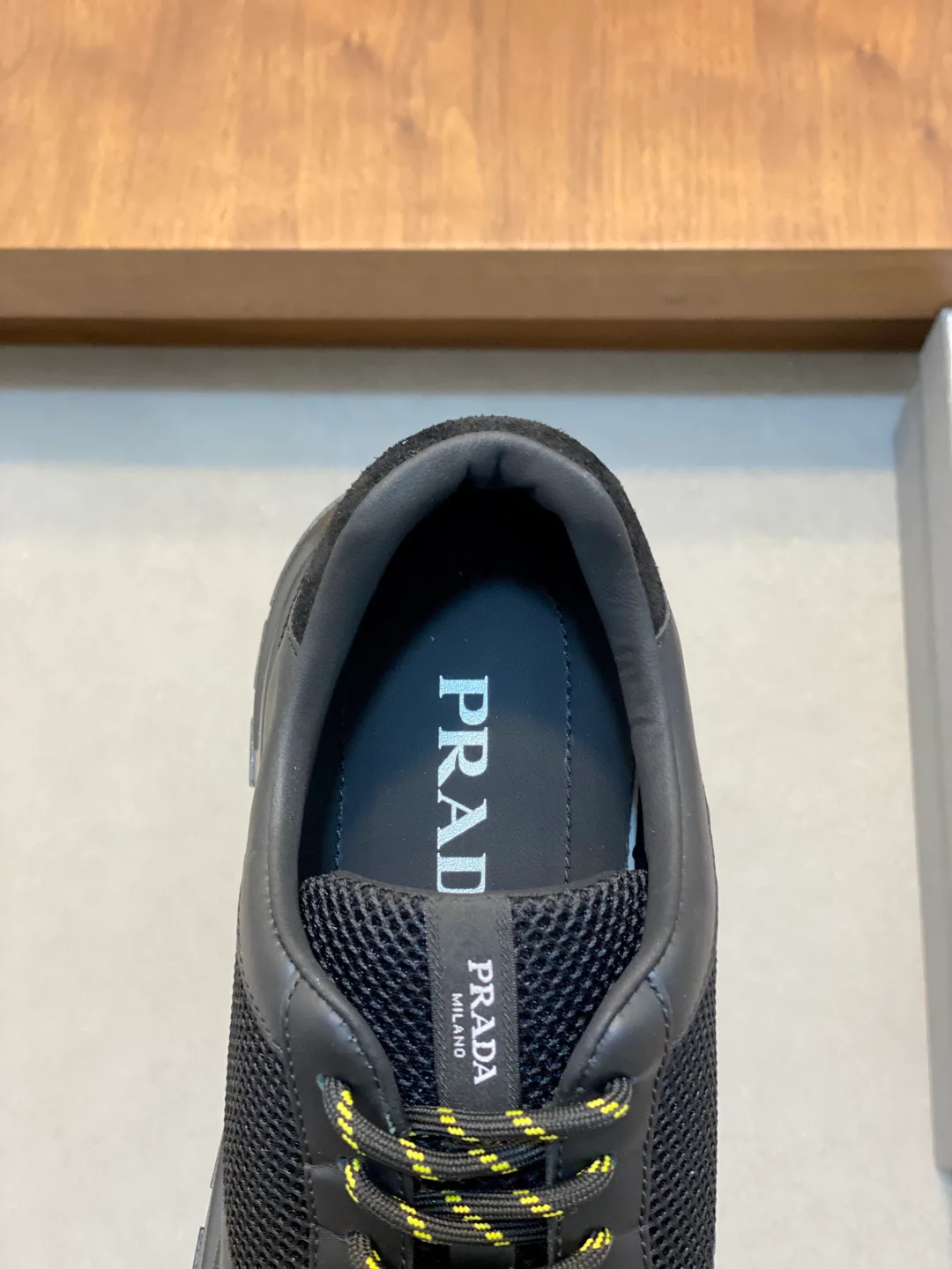 Кроссовки Мужские Prada 13436026