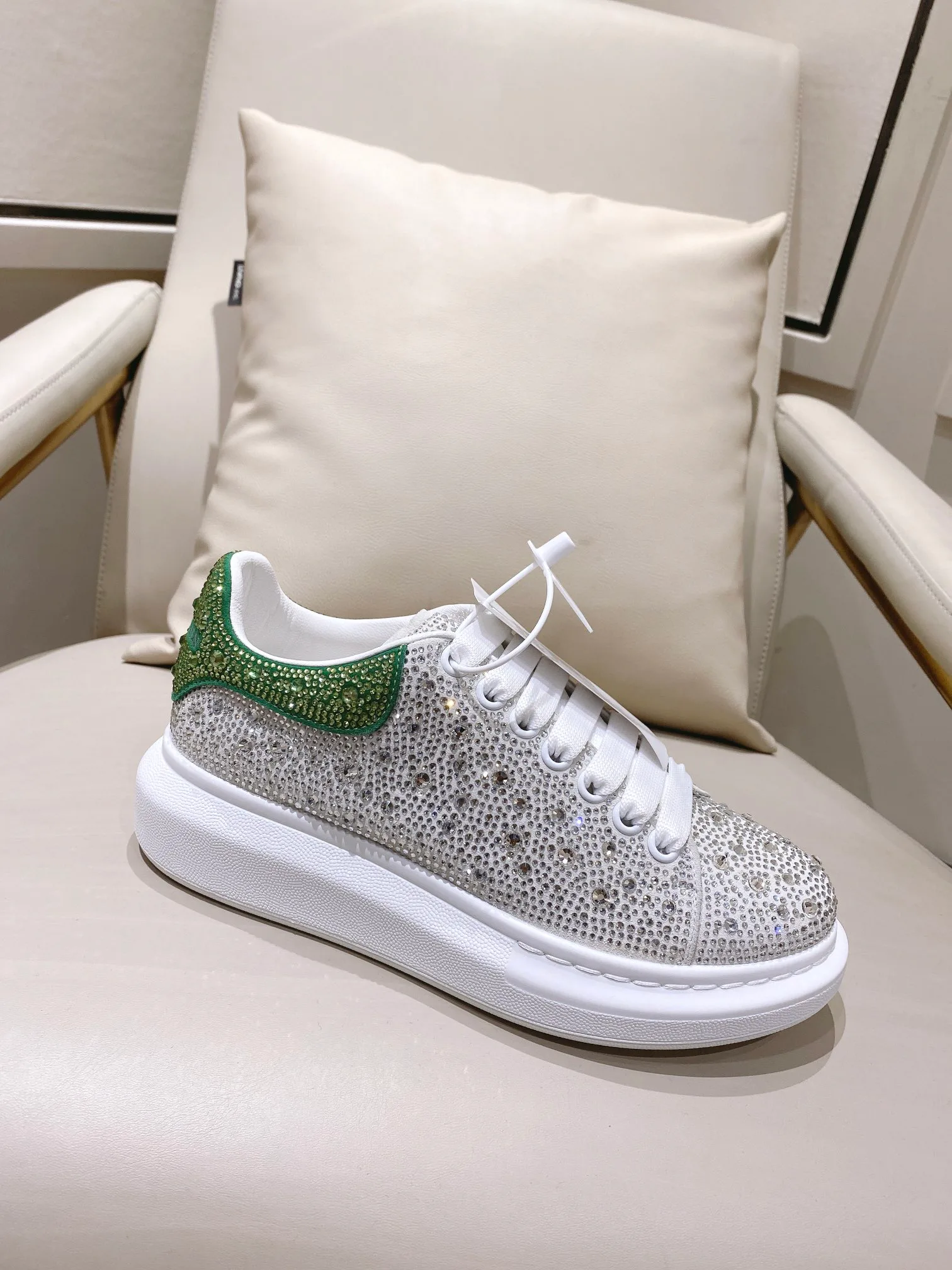 Кроссовки Женские Alexander Mcqueen 3446189