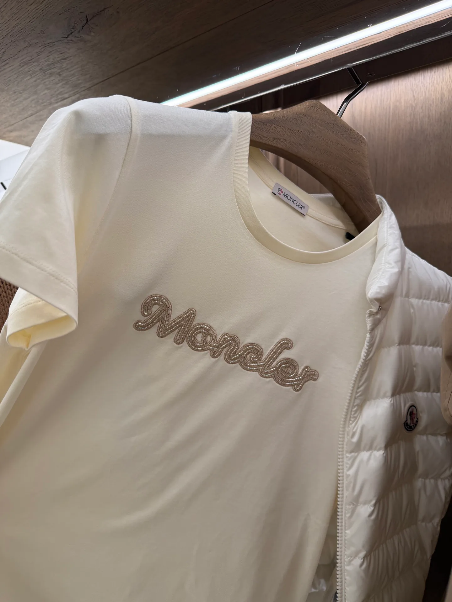 Футболки Женские Moncler 21764