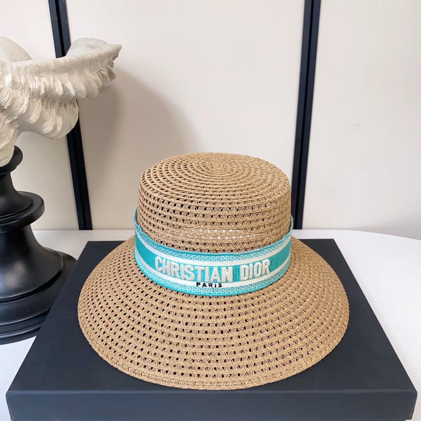 Головные Уборы Christian Dior 13569661