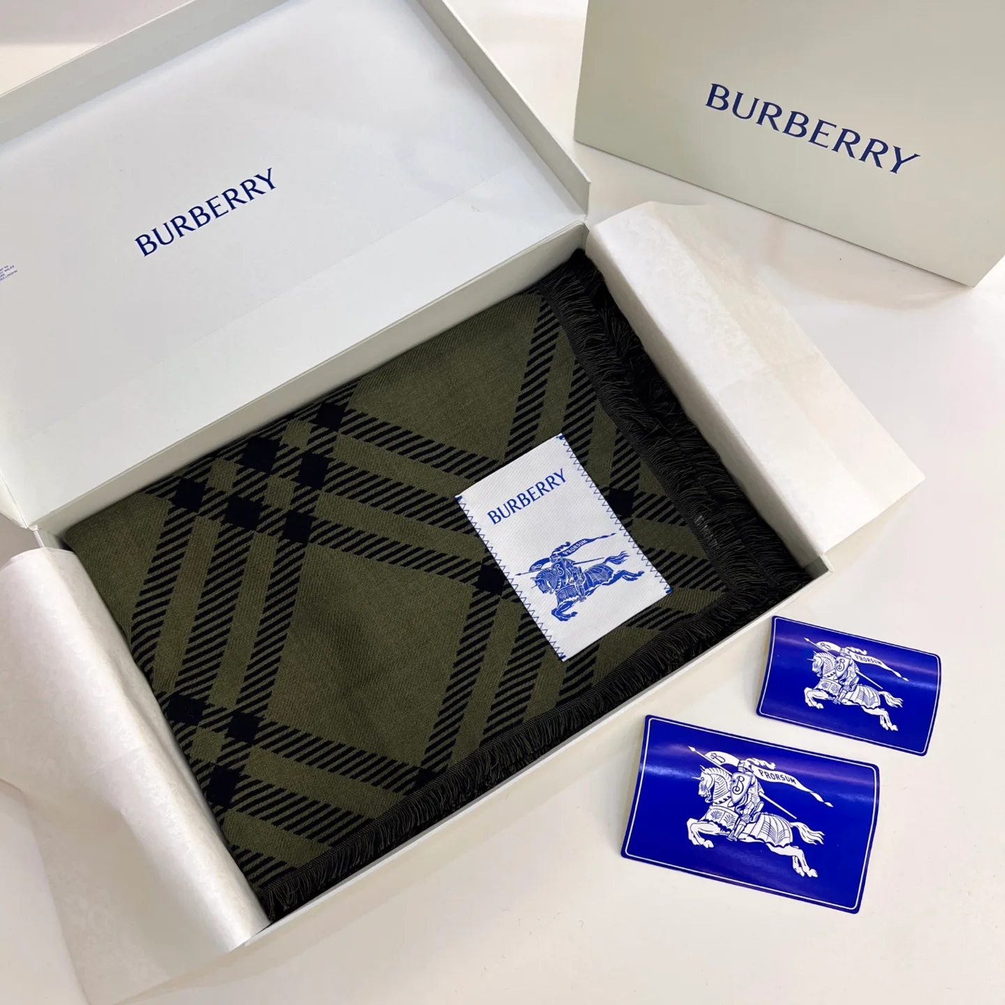 Шарфы Burberry 5362676