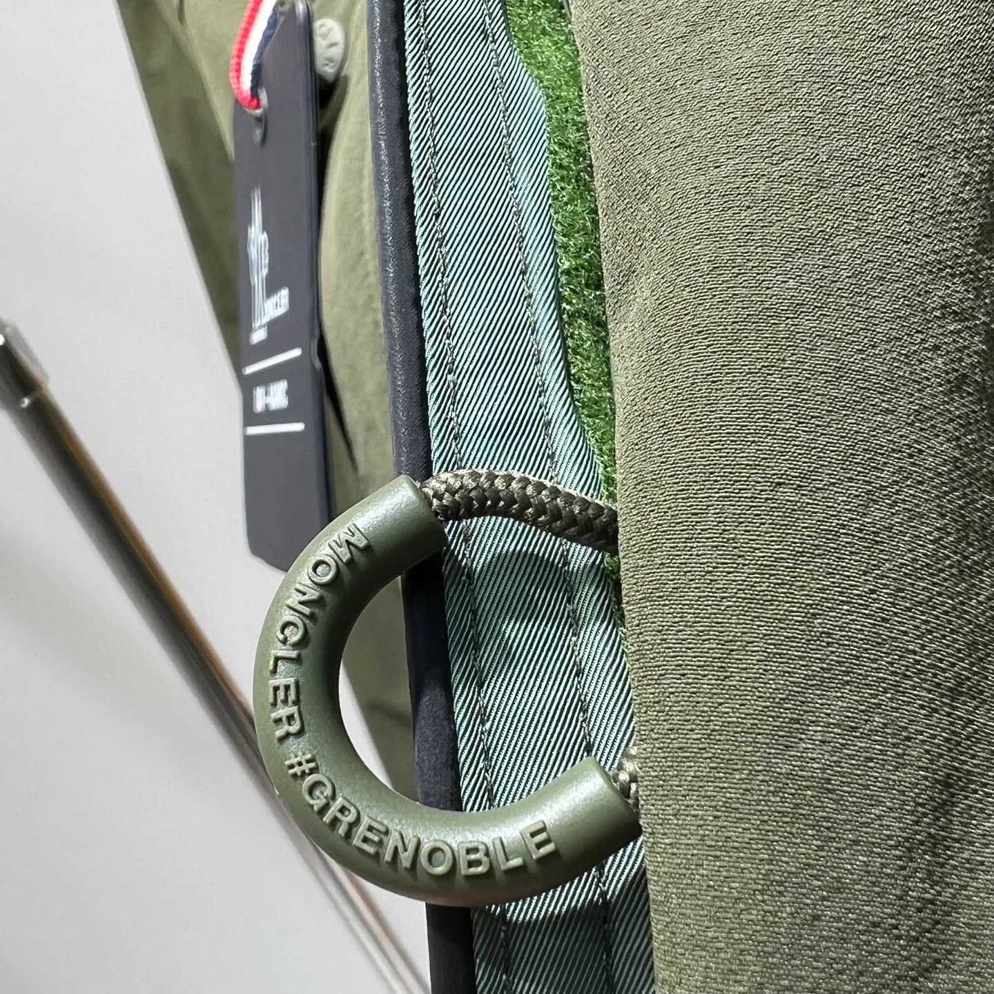 Куртки И Пуховики Мужские Moncler 11909049