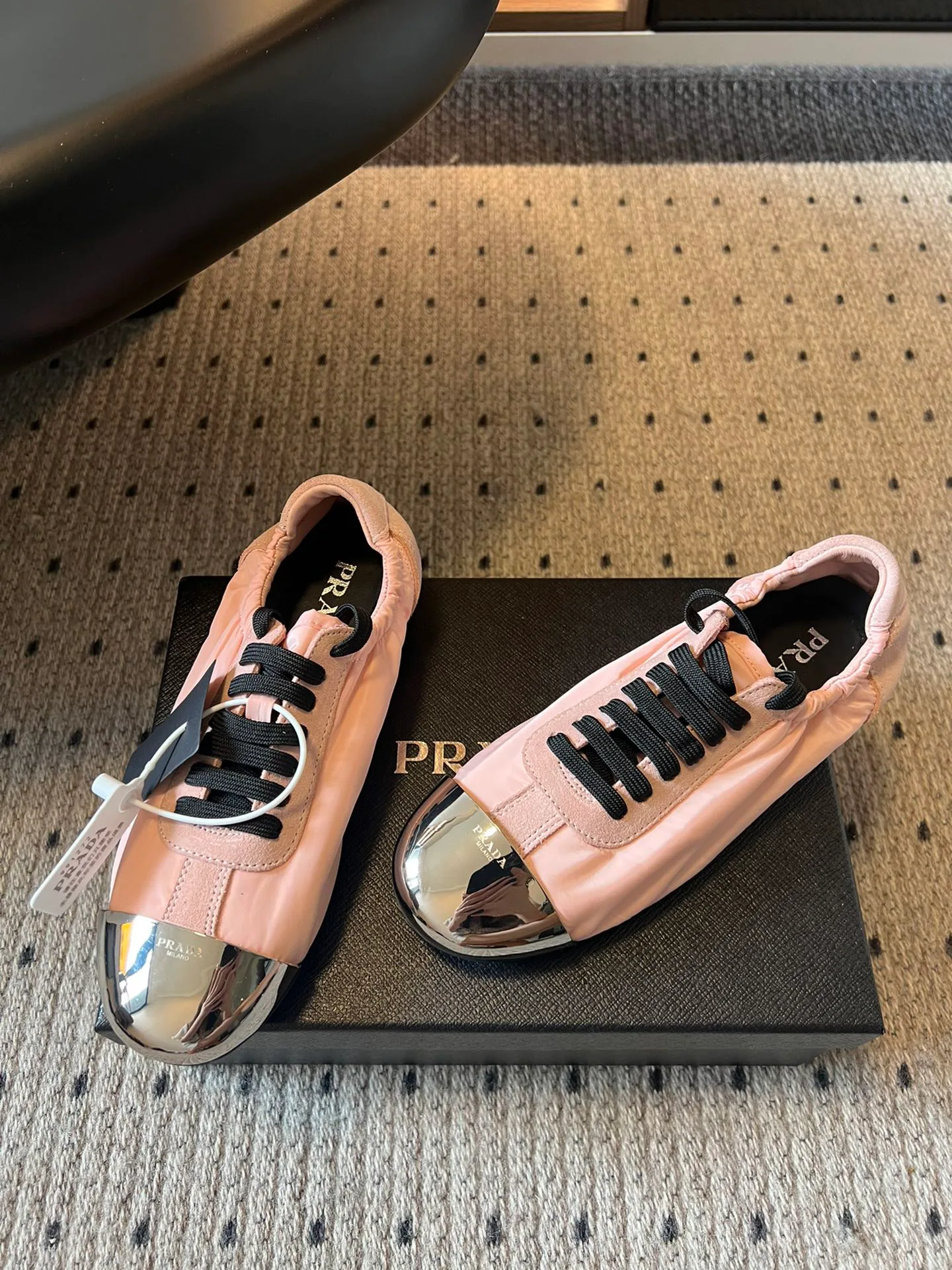 Кроссовки Женские Prada 56924